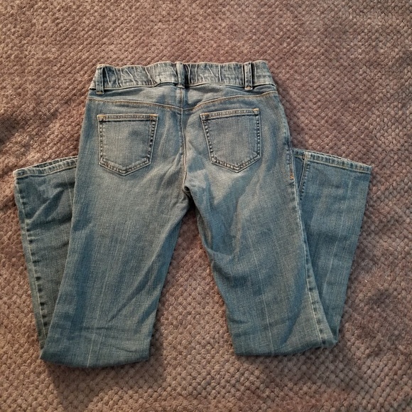 Old Navy Maternity Jeans - Picture 3 of 5
